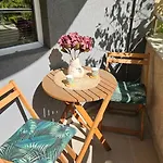 The Cozy Corner Apartment Warna
